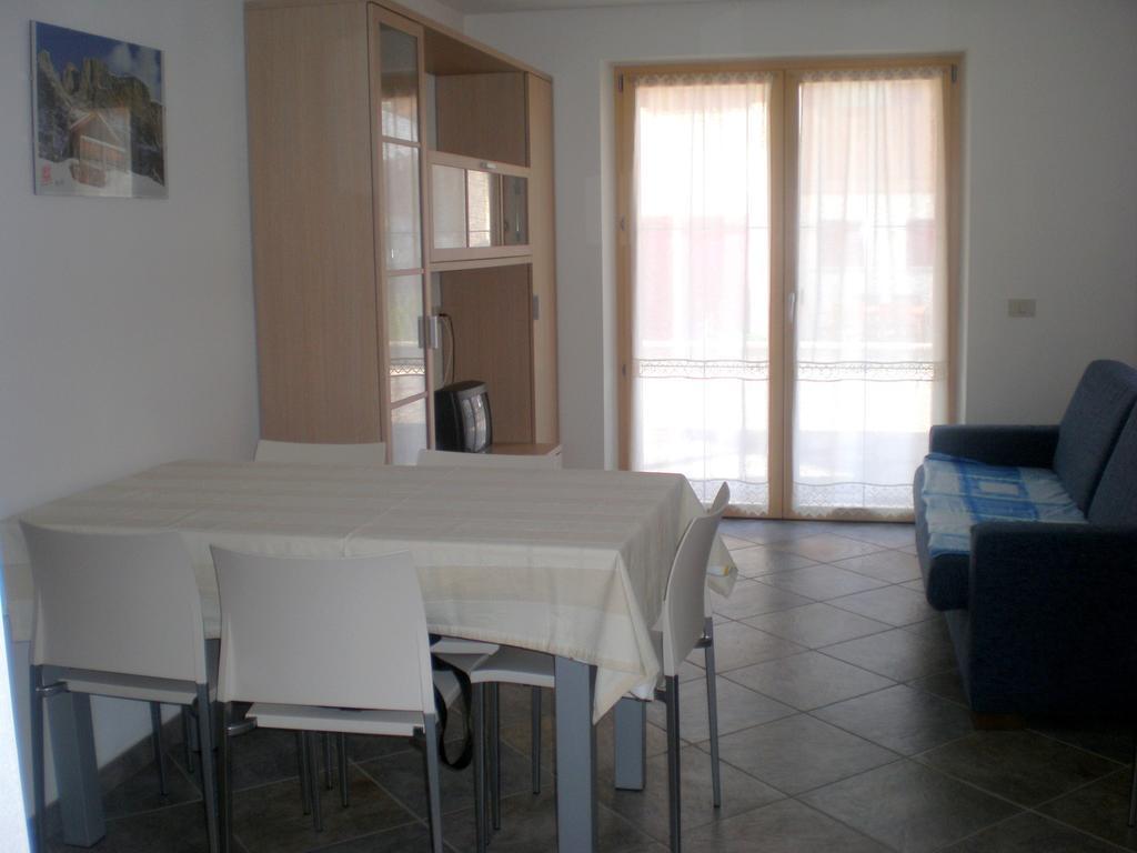 Anna Apartment Поца ди Фаса Екстериор снимка